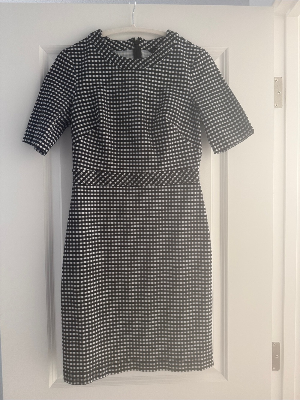 Banana Republic Navy and White Gingham Dress - Classic Workwear